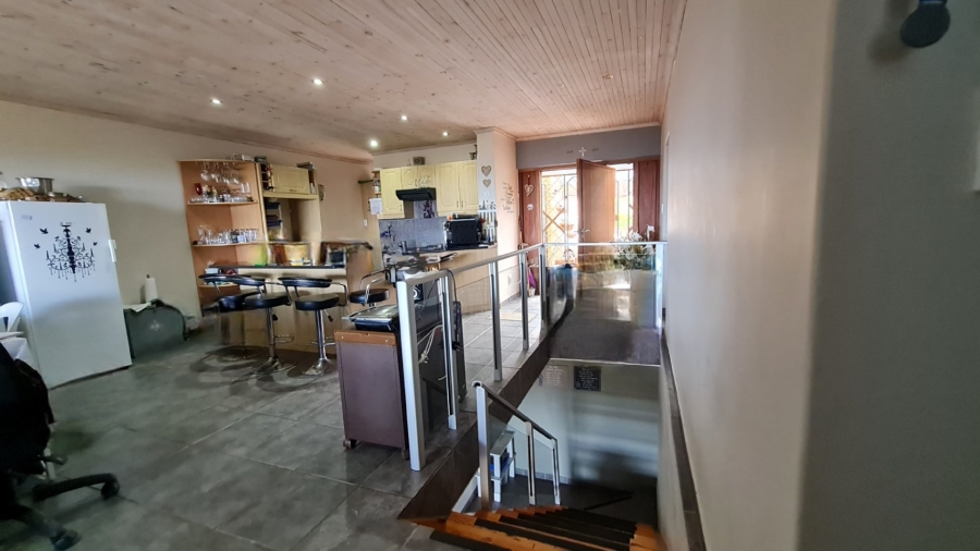 3 Bedroom Property for Sale in Hartenbos Heuwels Western Cape